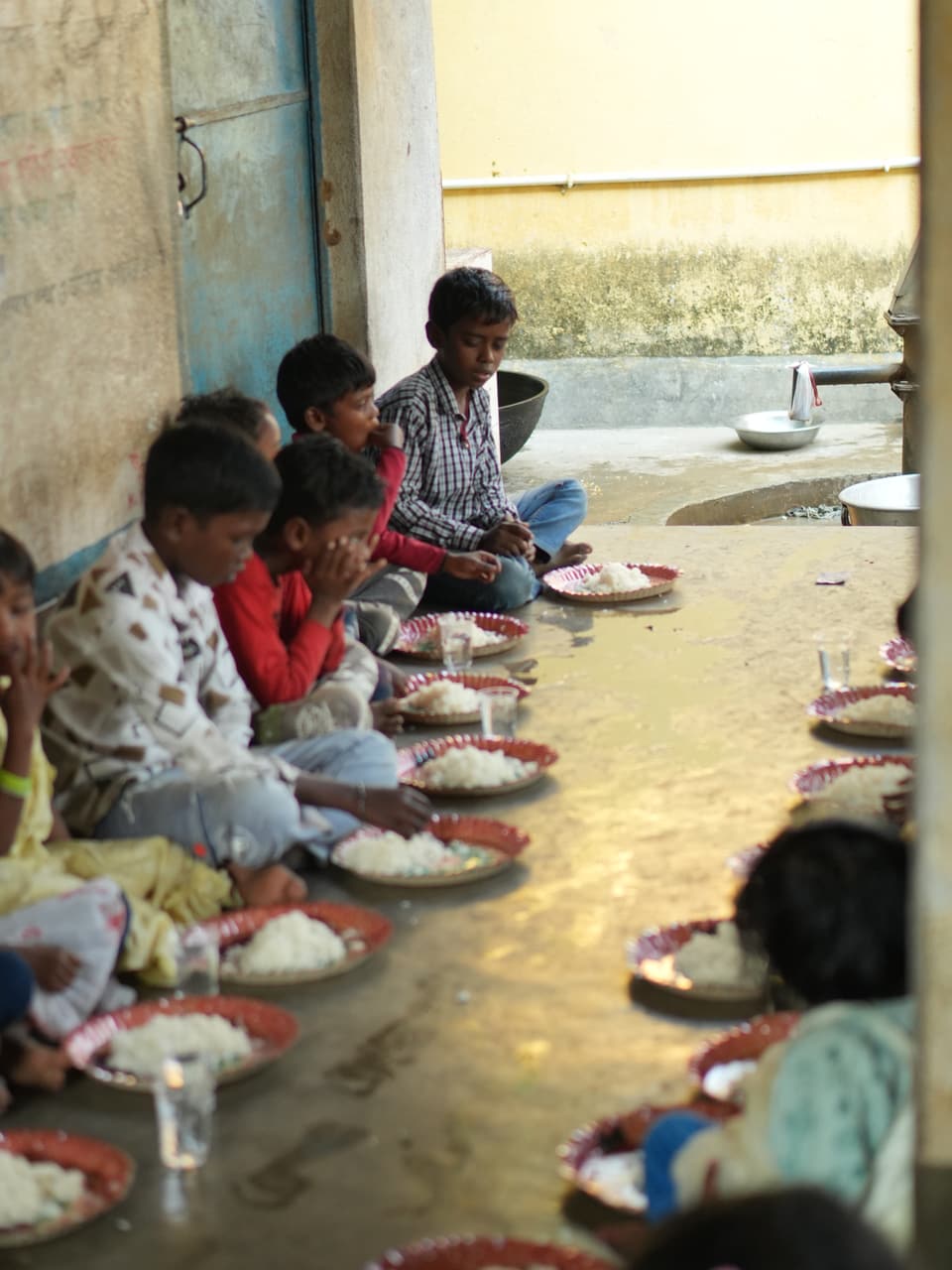 120 Army village and children support in India
